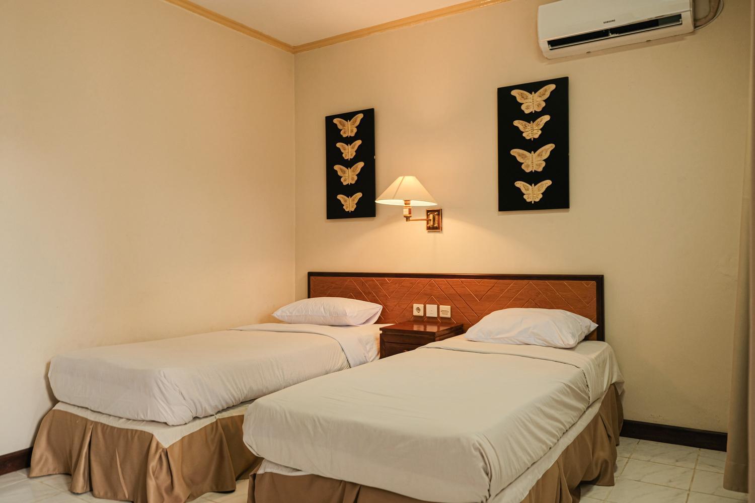 Royal Brongto Hotel Yogyakarta Exterior photo