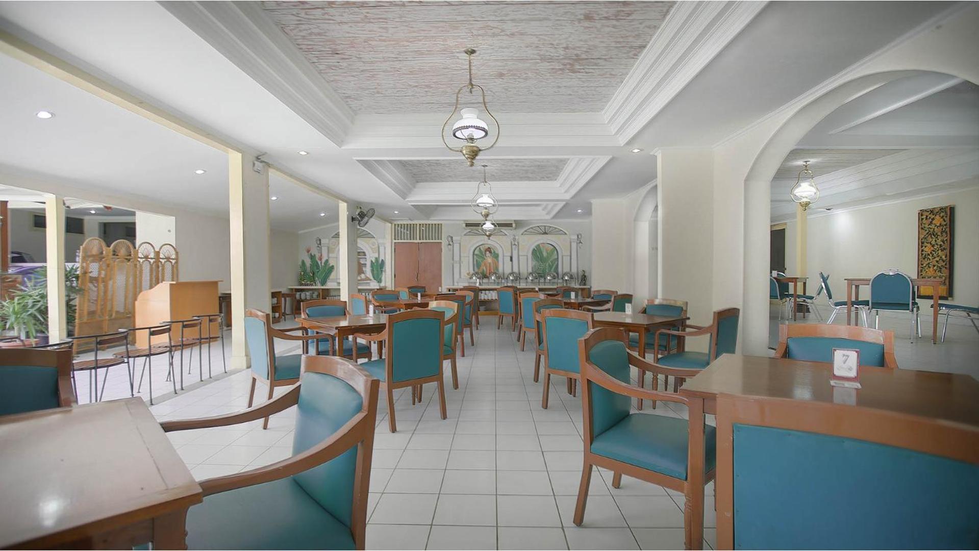 Royal Brongto Hotel Yogyakarta Exterior photo