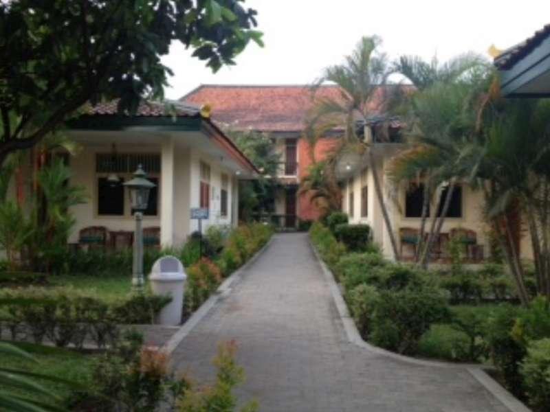 Royal Brongto Hotel Yogyakarta Exterior photo