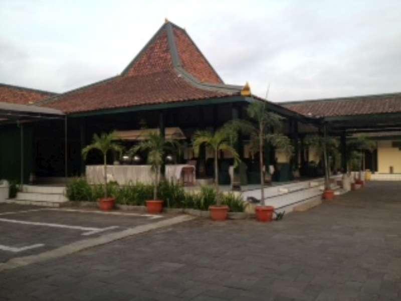 Royal Brongto Hotel Yogyakarta Exterior photo